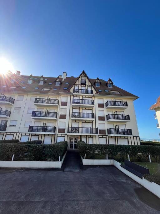 Appartement Douillet - Vue Mer - Piscine/ Tennis Cabourg Exterior foto