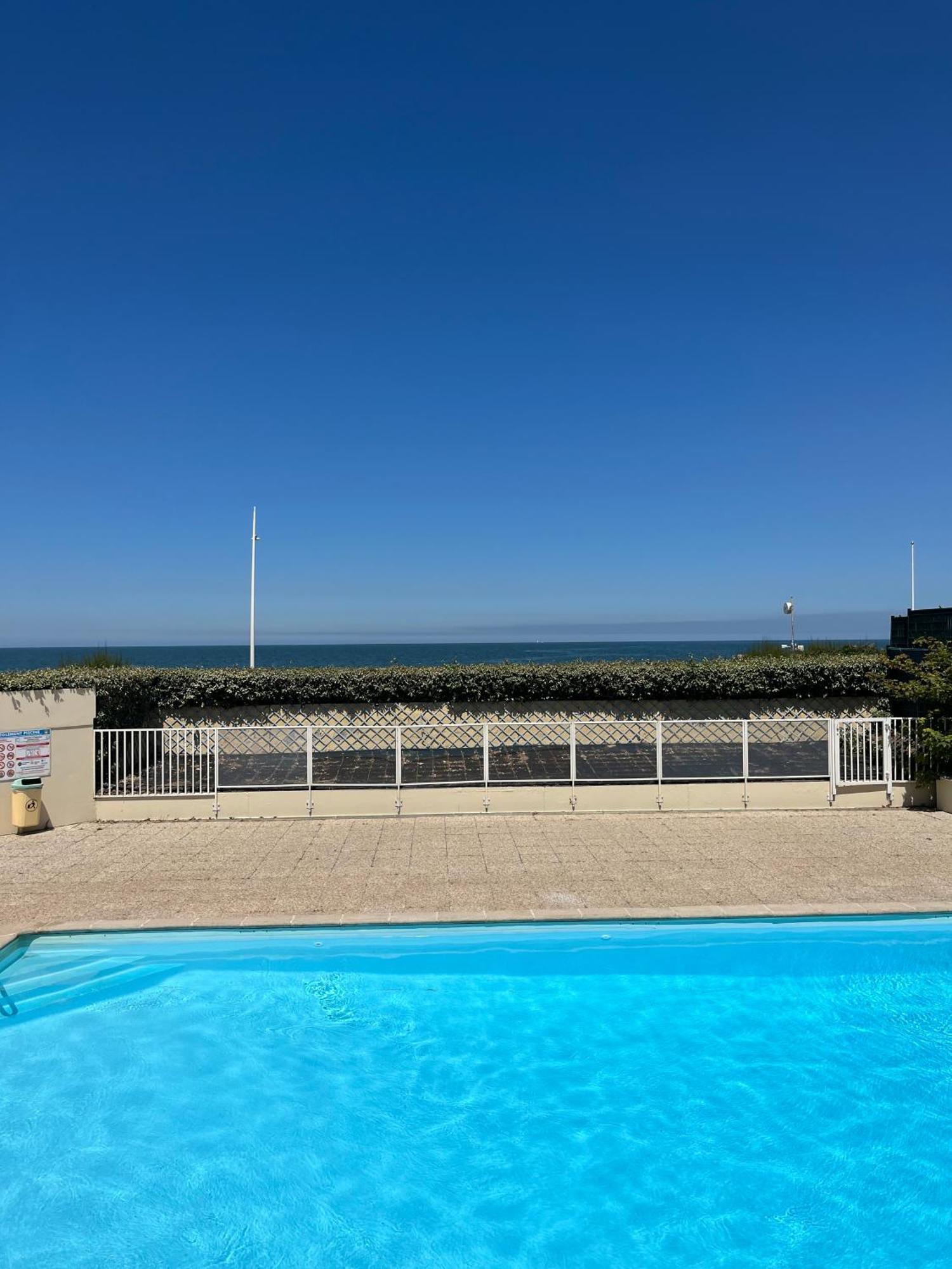Appartement Douillet - Vue Mer - Piscine/ Tennis Cabourg Exterior foto